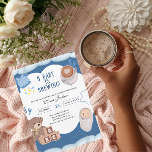 Ein Baby brütet eine Kaffeemaschine. Einladung