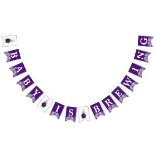 Ein Baby brütet Halloween-Baby im Oktober Wimpelkette