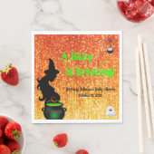 Ein Baby brütet! Halloween Baby Shower Napkin Serviette (Beispiel)