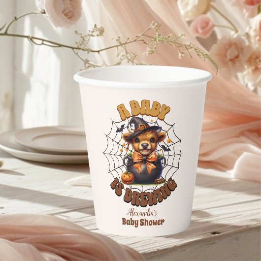 Ein Baby brütet Halloween-Kinderdusche Pappbecher