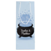 Ein Baby brütet Hexendusche Gothic Blue Geschenktüte Für Weinflaschen (Rückseite)