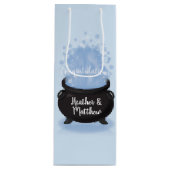 Ein Baby brütet Hexendusche Gothic Blue Geschenktüte Für Weinflaschen (Vorderseite)