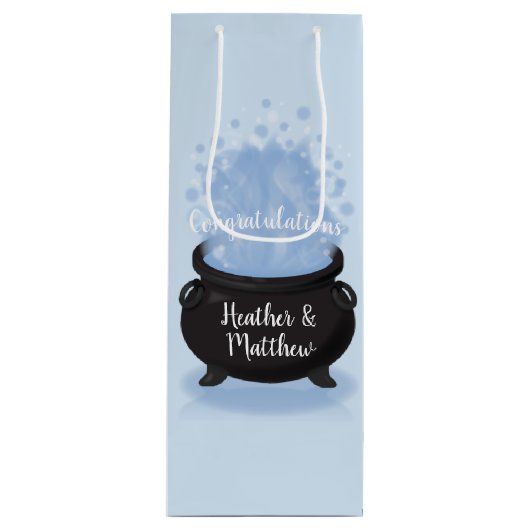Ein Baby brütet Hexendusche Gothic Blue Geschenktüte Für Weinflaschen (Vorderseite)