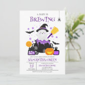 Ein Baby brütet Lila Halloween-Kinderdusche Einladung (Stehend Vorderseite)