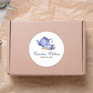 Ein Baby brütet lila Tea Party Baby Dusche Runder Aufkleber