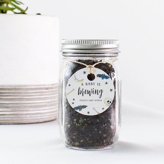 Ein Baby brütet. | Niedliche Halloween-Kinderdusch Geschenkanhänger