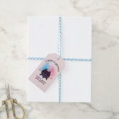 Ein Baby brütet Spooky Gender Reveal Cauldron Geschenkanhänger (Mit Garn)