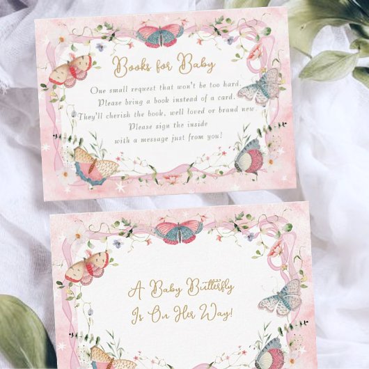 Ein Baby Butterfly ist auf dem Weg zur Babydusche Begleitkarte