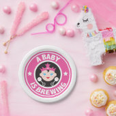 Ein Baby ist das Brechen von Kaffeepapierplatten Pappteller (Party)