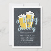 Ein Baby wird Bier Co-ed Blue Baby Dusche brauen Einladung (Vorderseite)