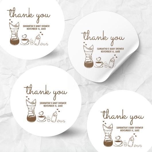 Ein Baby wird Coffee Baby Dusche zubereiten Runder Aufkleber