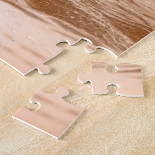 Ein Bär im Puzzle Creek Jigsaw (Seite)