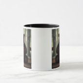 Ein Bär sitzt vor einem Glas Marmelade. Tasse (Zentrum)