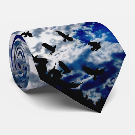 Ein Baum der Krähen Krawatte (Gerollt)