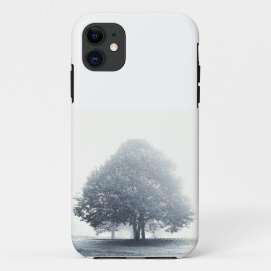 Ein Baum im Nebel Case-Mate iPhone Hülle (Rückseite)