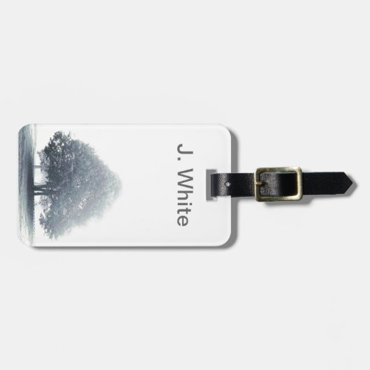 Ein Baum im Nebel Gepäckanhänger (Vorderseite horizontal)