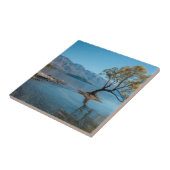 Ein Baum in einem See Fliese (Seite)