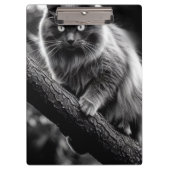 Ein beängstigender Blick auf eine Nachtkatze Klemmbrett (Vorderseite)