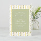 Ein beeriges süßes Baby ist auf dem Weg Salbei grü Einladung (Stehend Vorderseite)