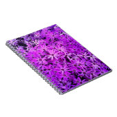 Ein Bereich Lila und rosafarbener Milchsorten Notizblock (Rechte Seite)