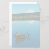 Ein Bergrestaub über einer Hecke Briefpapier (Vorne/Hinten)