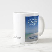 "Ein besonderes Talent an einem Ort namens Himmel" Jumbo-Tasse (Vorderseite Rechts)