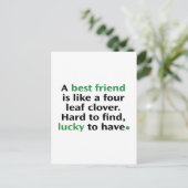 Ein bester Freund ist wie ein Vierblättriges Kleeb Postkarte (Stehend Vorderseite)