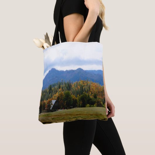 Ein bewölkter Herbsttag..... Tasche (Von Nahem)