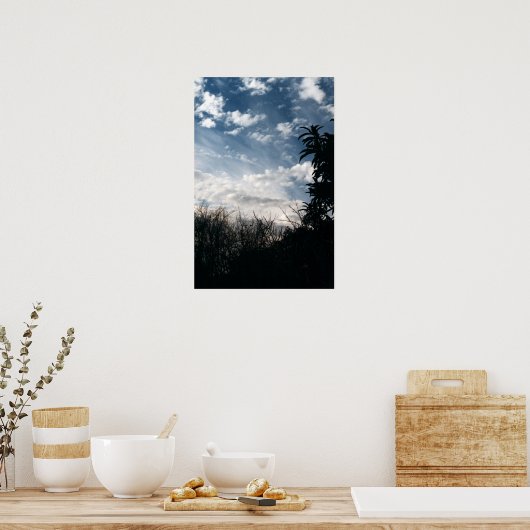 ein bewölkter Hinterhof Poster (Küche)