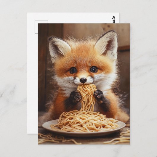 Ein bezaubernder Baby-Rotfuchs, der Spaghetti isst Postkarte (Vorne/Hinten)