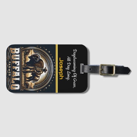 Ein Bison-Bauer steht stolz auf Goldene Felder Gepäckanhänger (Vorderseite (Horizontal))