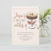 Ein bisschen älter, Martini, Espresso Geburtstag Einladung (Stehend Vorderseite)