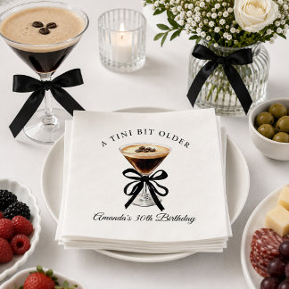 Ein bisschen älterer Espresso Martini Geburtstag Serviette