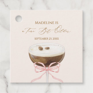 Ein bisschen älterer Espresso Martini gestreifter Geschenkanhänger