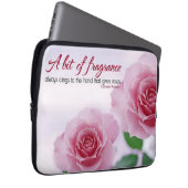 "Ein bisschen Duft" Inspiration Zitat Laptopschutzhülle (Vorne Rechts)