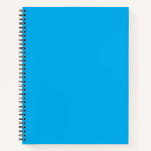 Ein blauer Himmel mit einigen verstreuten weißen W Notizblock (Vorderseite)