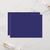 ein blauer Hintergrund mit Uhr