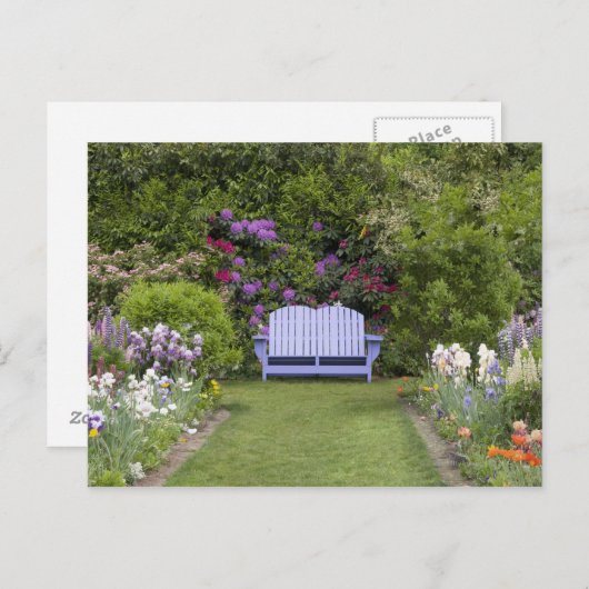 Ein blauer Sitzplatz empfängt Sie in einer bunten Postkarte (Vorne/Hinten)