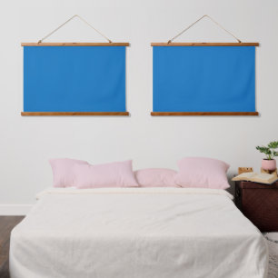 Ein blaues Quadrat, gerahmt von einem weißen Rand, Wandteppich Mit Holzrahmen