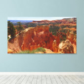 Ein Blick von der Kante aus: Ein Hoodoo Leinwanddruck (Insitu (Holzboden))