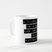 Ein Blitzlicht ist ein Fall Kaffeetasse (Vorderseite Links)
