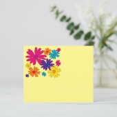 Ein Blumenbeet aus dunklen Blume Papier (Stehend Vorderseite)