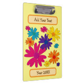 Ein Blumenbeet mit blühenden Blume Klemmbrett (Rechts)