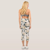 Ein Blumendesign 7 Capri Leggings (Rückseite)