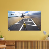 Ein brasilianischer Eurocopter bereitet sich auf d Leinwanddruck (Insitu (Wohnzimmer))