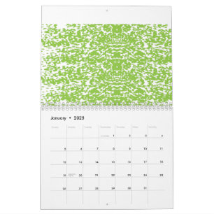 Ein brauner Holztisch hält eine Glasflasche mit Ol Kalender