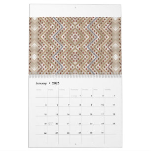 Ein brauner Teppich mit symmetrischem Design Kalender