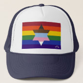 Ein breiterer Bridge-Baseballhut Truckerkappe (Vorderseite)