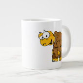 Ein Cartoon Dinosaurier Hunchback. Jumbo-Tasse (Vorderseite Rechts)
