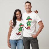 Ein Cartoon Tyrannosaur Rex verkleidet als Napoleo T-Shirt (Unisex)